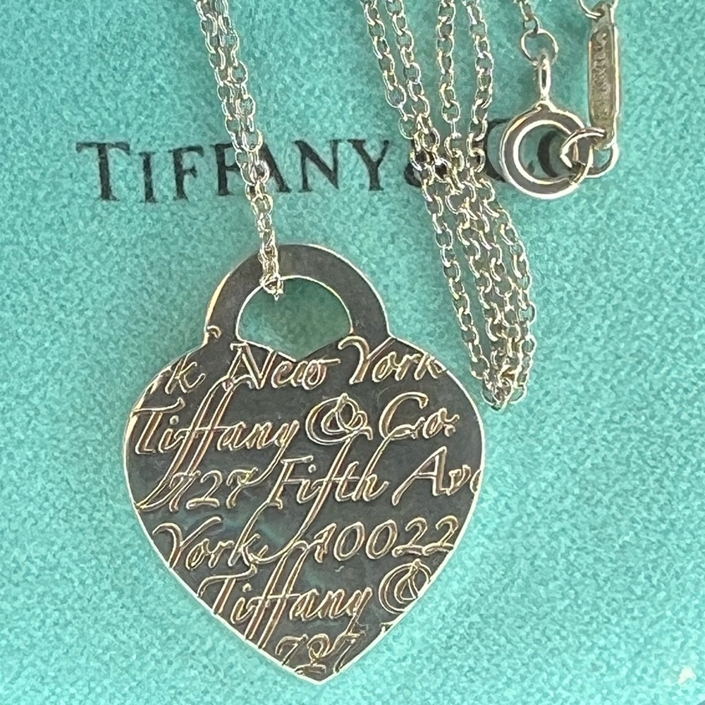 Tiffany Sterling Silver 727 Fifth Avenue New York Heart Large Charm Necklace 16” - Picture 3 of 9